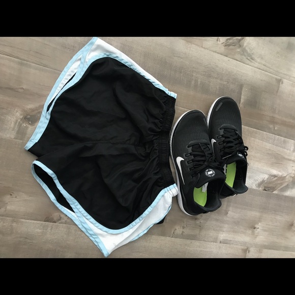 Running shorts - Picture 2 of 2